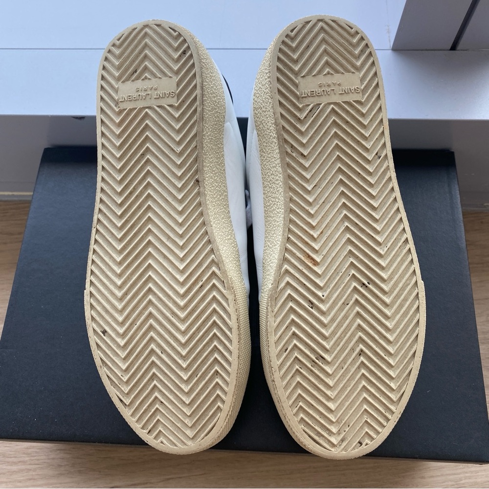 Saint Laurent Court Classic SL/06 Embroidered Sneakers - Picture 10 of 15